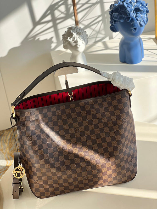 I W Fashion Lu-Vi bags - 17315
