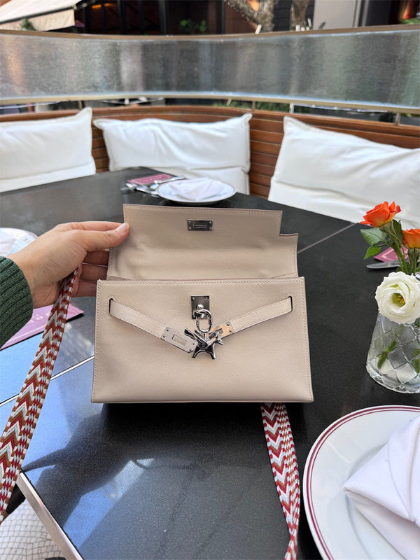 PHA - HMS Bags - 141