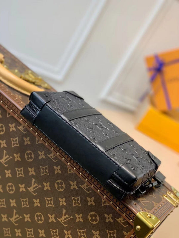 I W Fashion Lu-Vi Bags - 16839