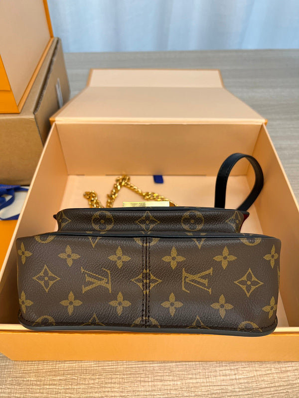 I W Fashion Lu-Vi Bags - 16782