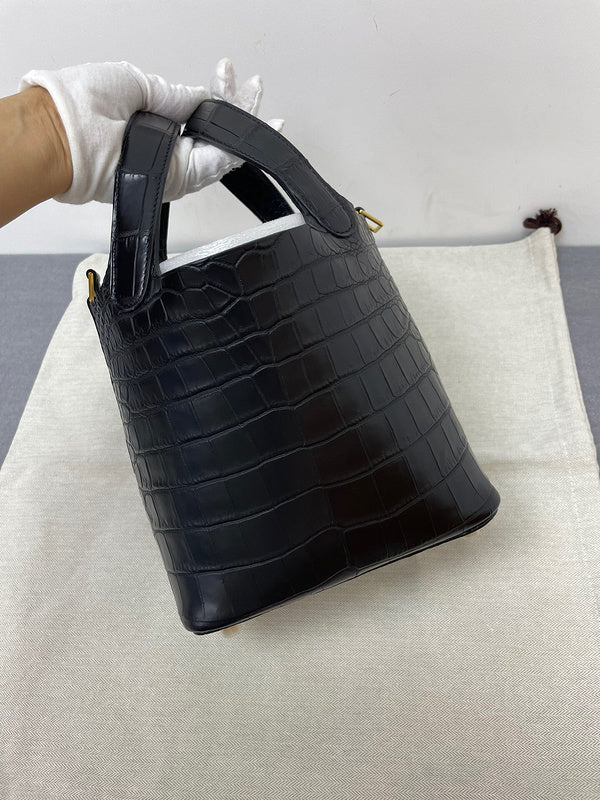 PHA - HMS Bags - 1678