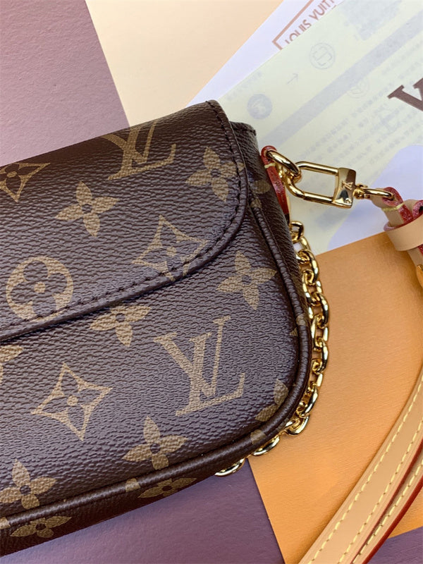 PHA - LOV Bags - 090