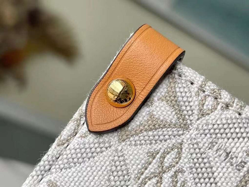 I W Fashion Lu-Vi bags - 17295
