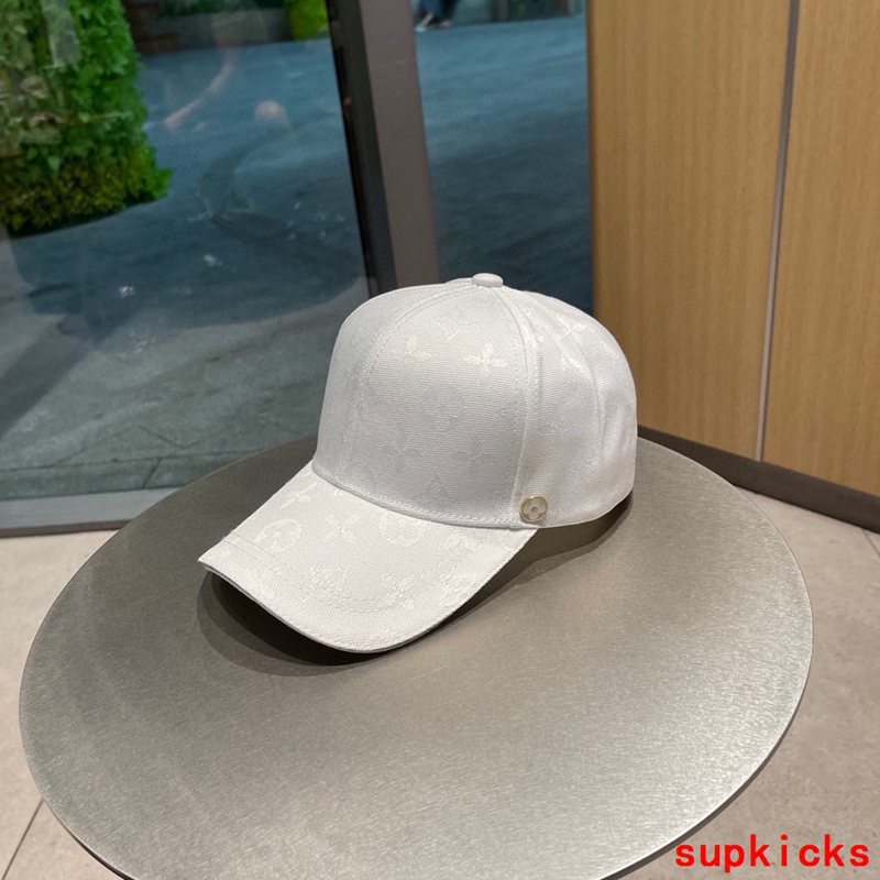 Louis Vuitton Luxury Cap