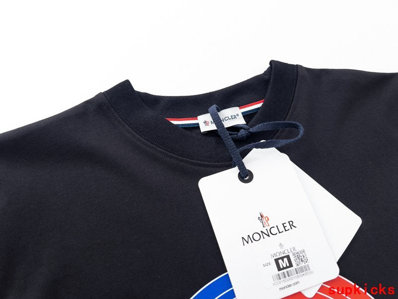 Moncler Luxury Cloth