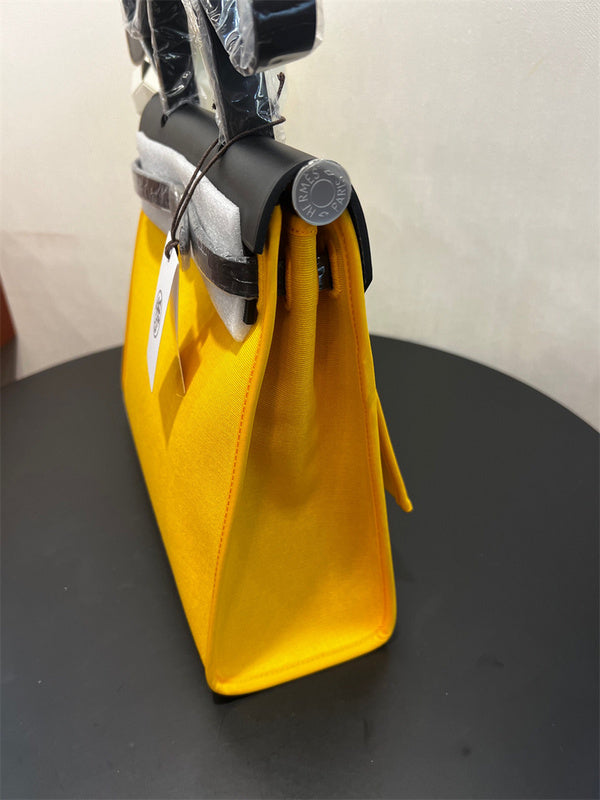 PHA - HMS Bags - 757