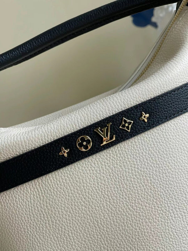 LOV2 Bags - Luxurious Bags  933