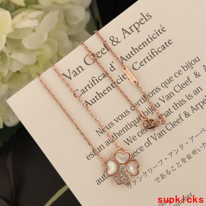 Van Cleef & Arples Jewelry