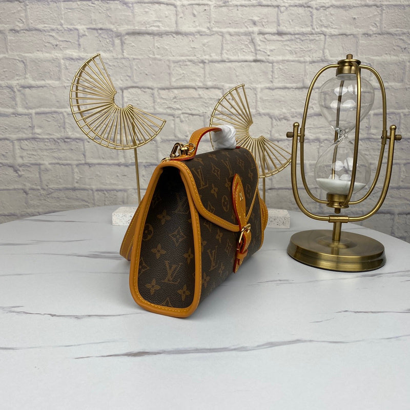 I W Fashion Lu-Vi bags - 17351