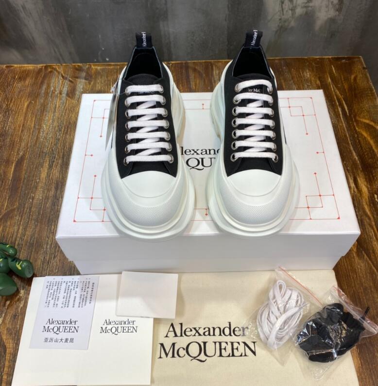 Chloe’s Picks - AQ Men SHoes - 405