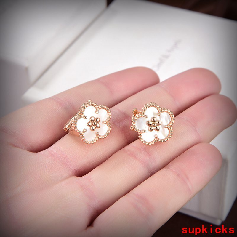 Van Cleef & Arples Jewelry