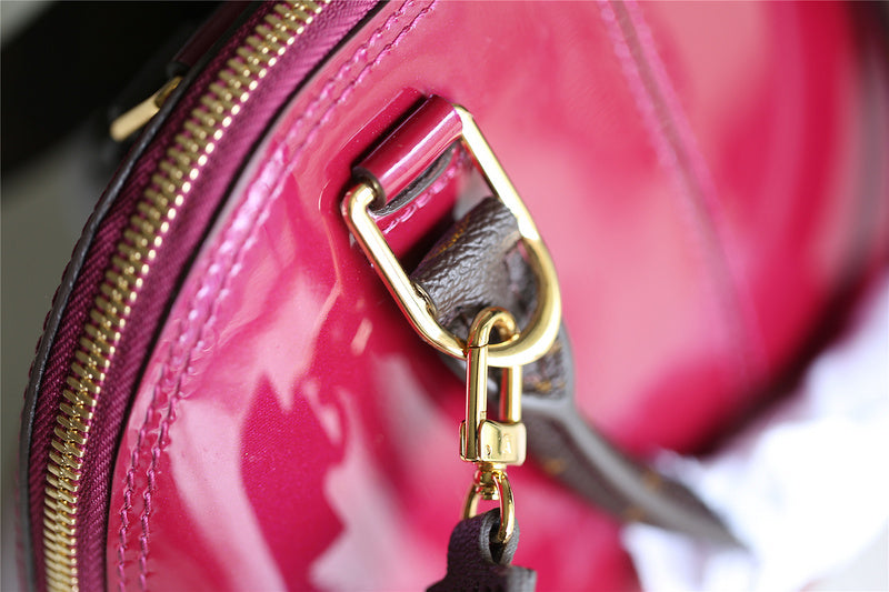 I W Fashion Lu-Vi bags - 8282
