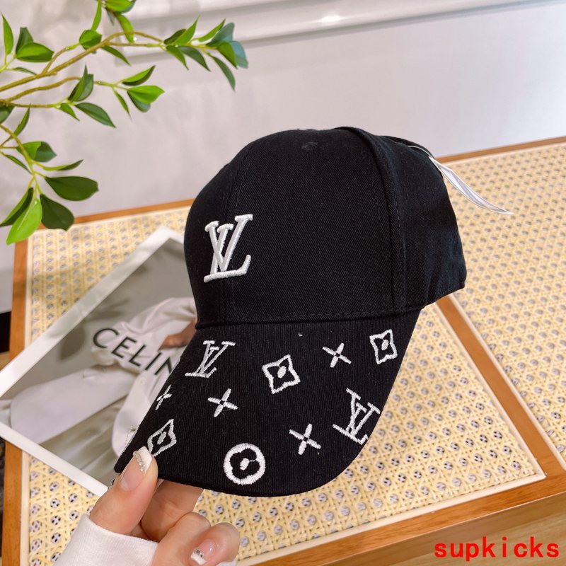 Louis Vuitton Luxury Cap