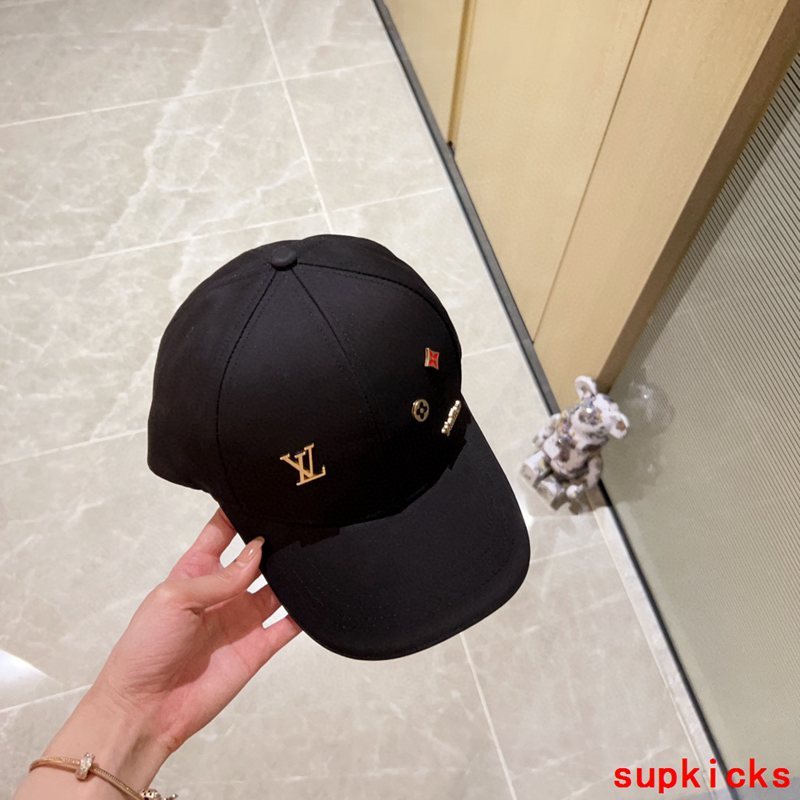 Louis Vuitton Luxury Cap