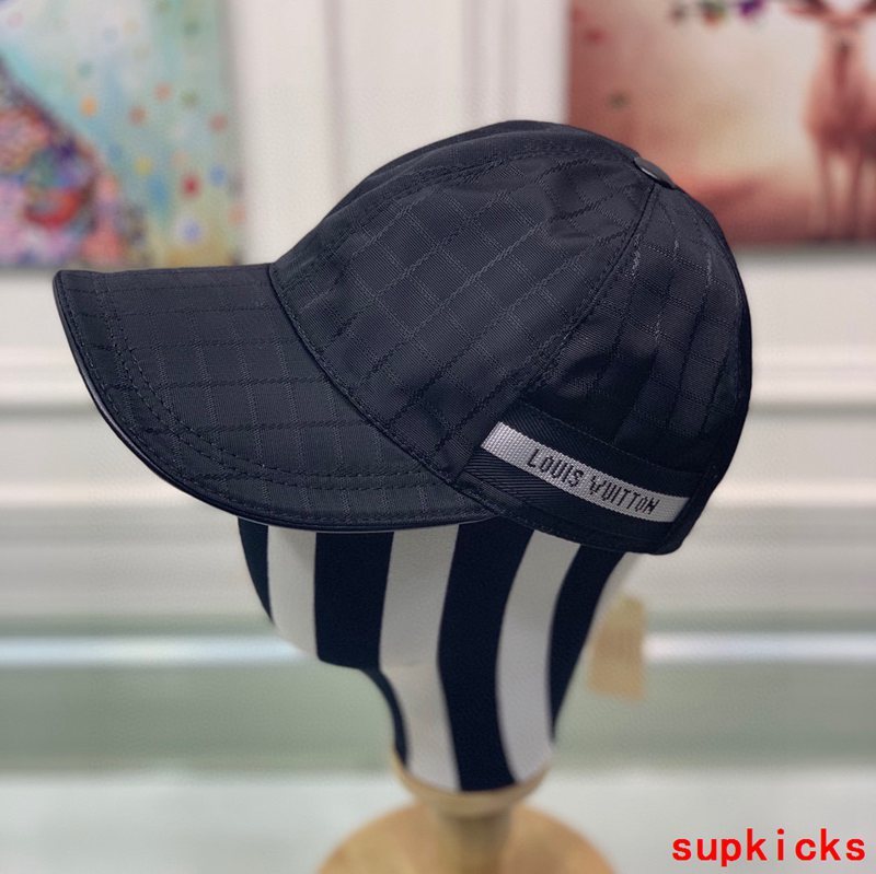 Louis Vuitton Luxury Cap