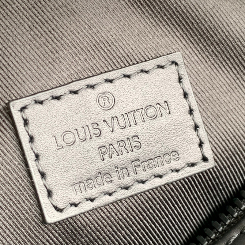 I W Fashion Lu-Vi bags - 17524
