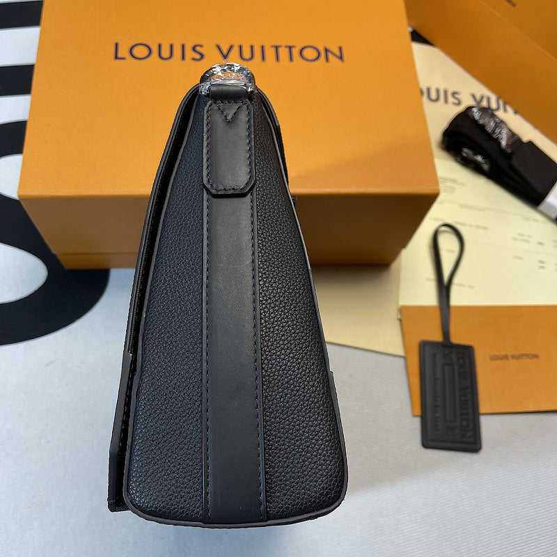 I W Fashion Lu-Vi bags - 10294