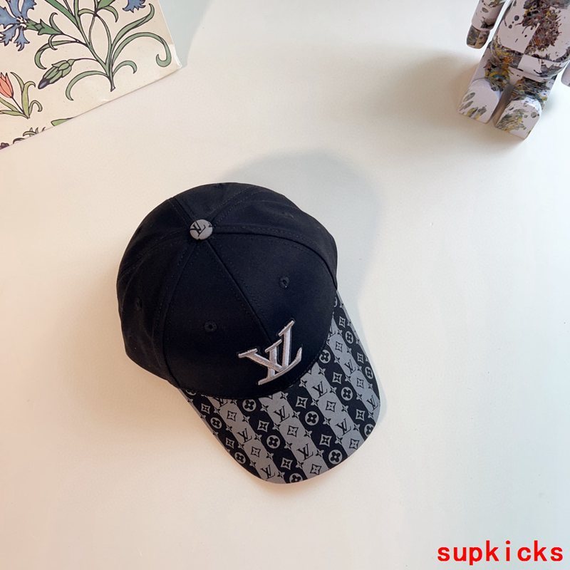 Louis Vuitton Luxury Cap