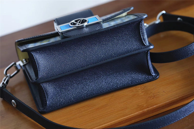 I W Fashion Lu-Vi bags - 8132