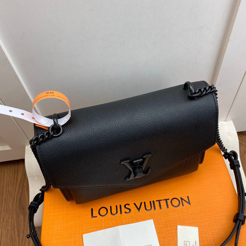 LOV2 Bags - Luxurious Bags  937