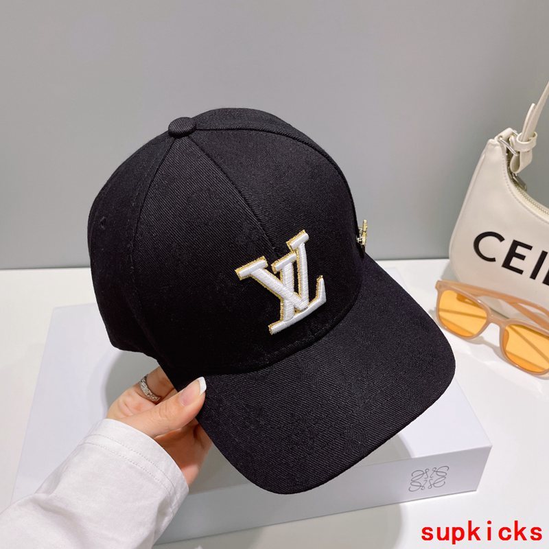 Louis Vuitton Luxury Cap