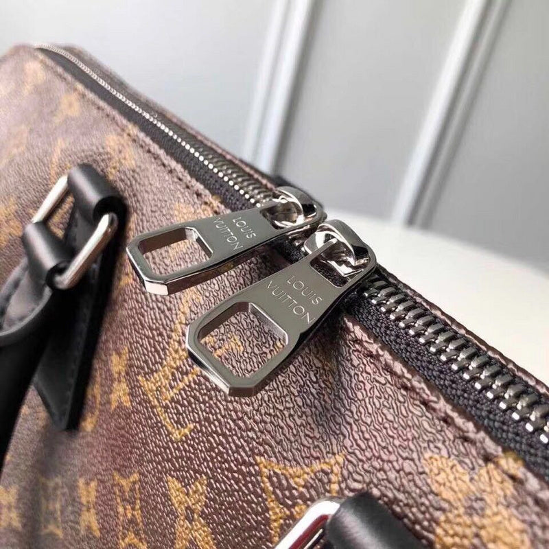 I W Fashion Lu-Vi bags - 17780