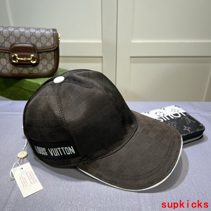 Louis Vuitton Luxury Cap