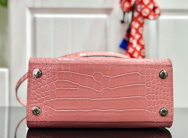 Chloe’s Picks - LOV Bags - 2686