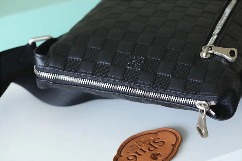 I W Fashion Lu-Vi bags - 10319