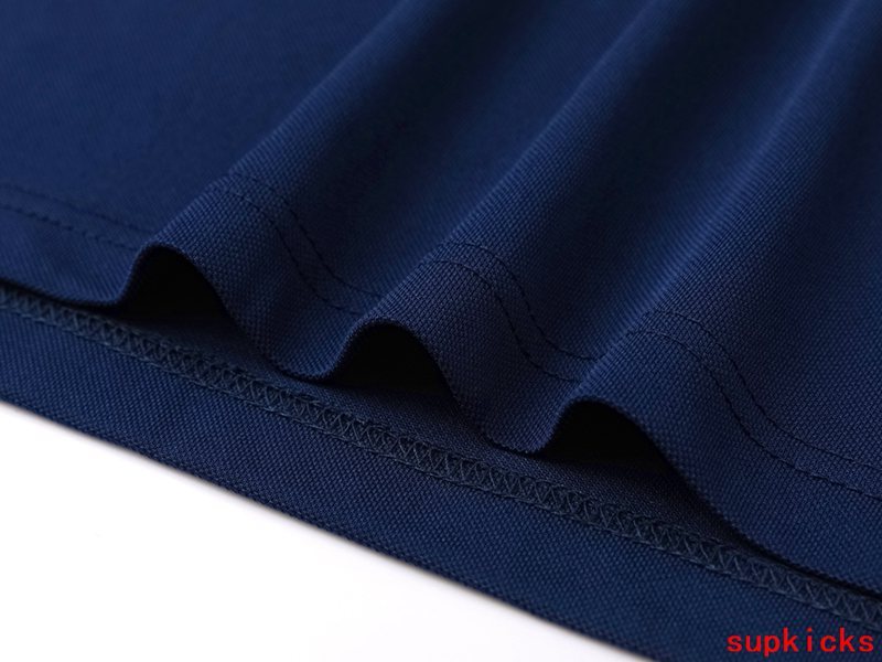 Moncler Luxury Cloth