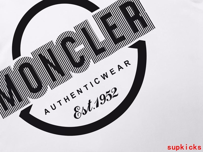 Moncler Luxury Cloth