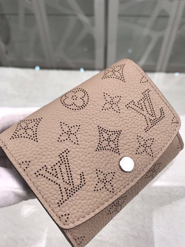 I W Fashion Lu-Vi bags - 9145