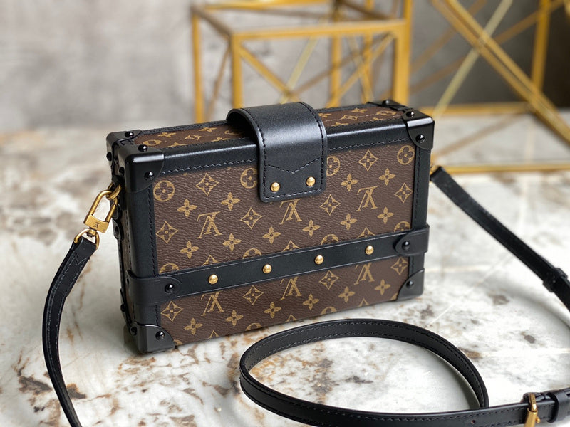 I W Fashion Lu-Vi Bags - 16679