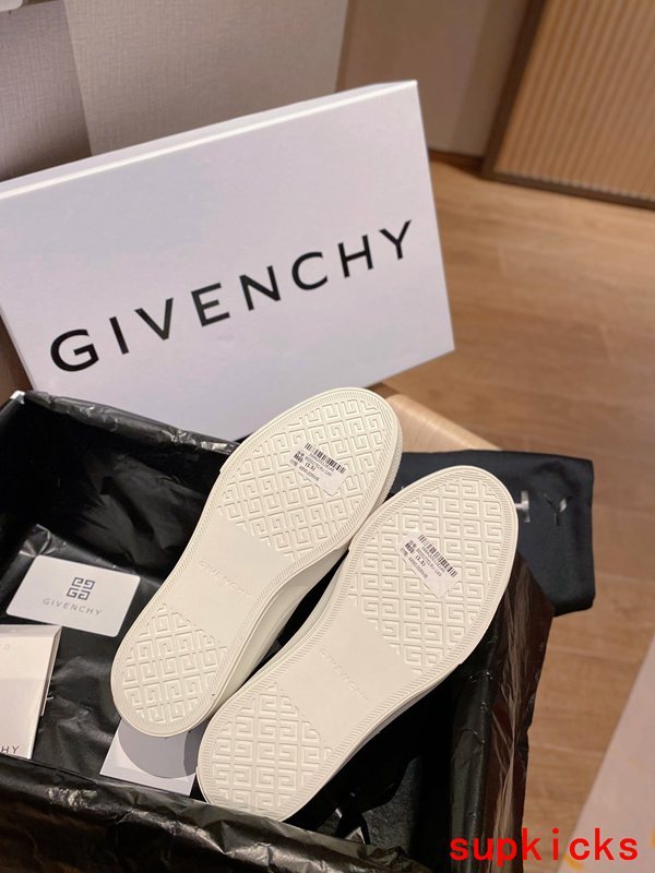 Givenchy Luxury Shoes
