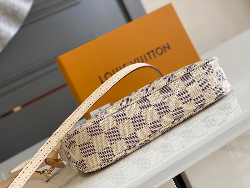 I W Fashion Lu-Vi bags - 17061