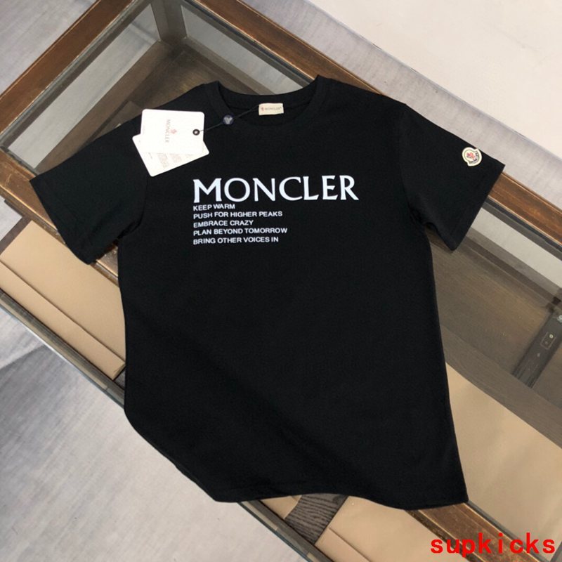 Moncler Luxury Cloth