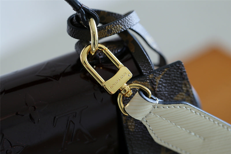 I W Fashion Lu-Vi bags - 8051