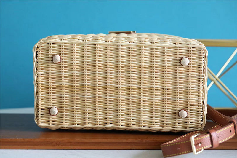 I W Fashion Lu-Vi bags - 8389