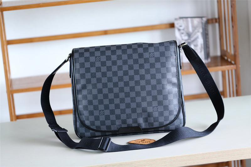 I W Fashion Lu-Vi bags - 10469