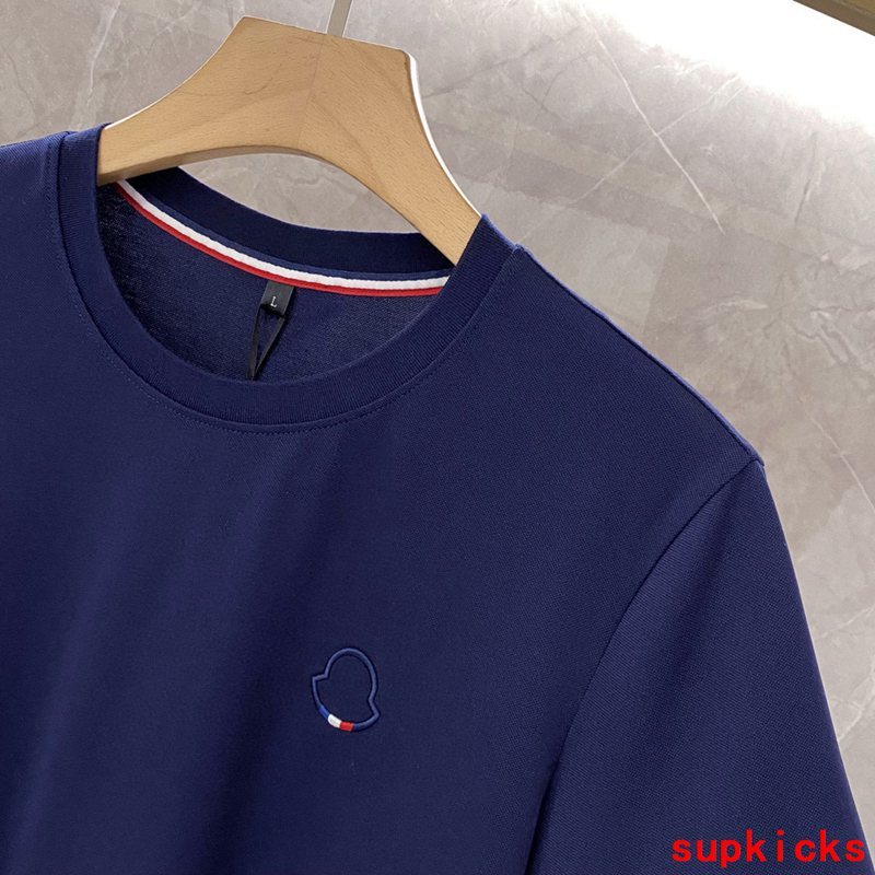 Moncler Luxury Cloth