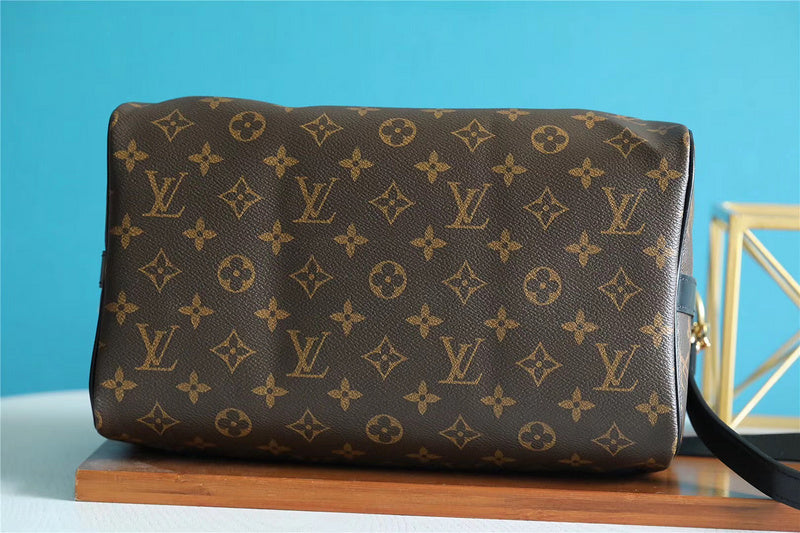 I W Fashion Lu-Vi bags - 8159