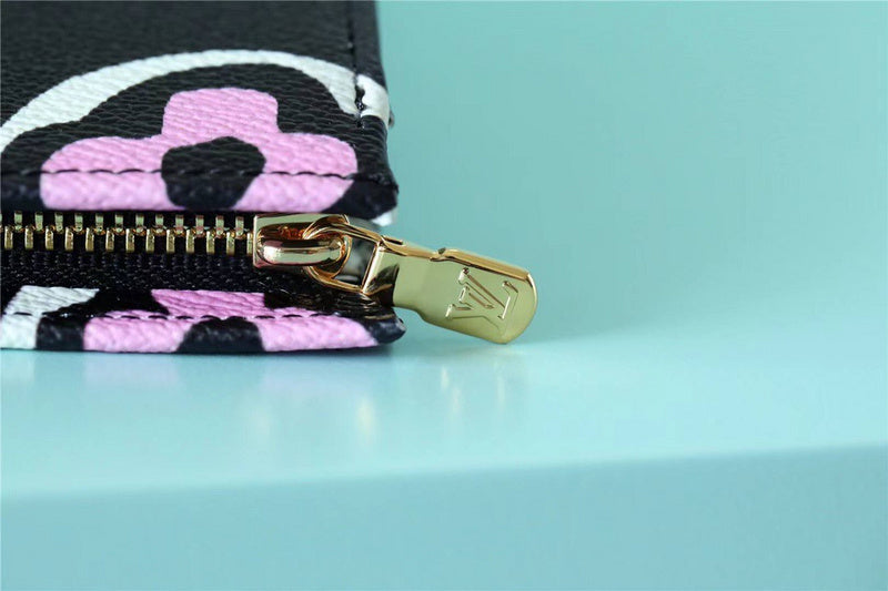 I W Fashion Lu-Vi bags - 8904