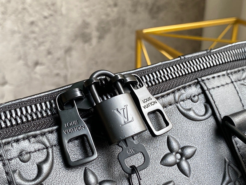 I W Fashion Lu-Vi bags - 17434