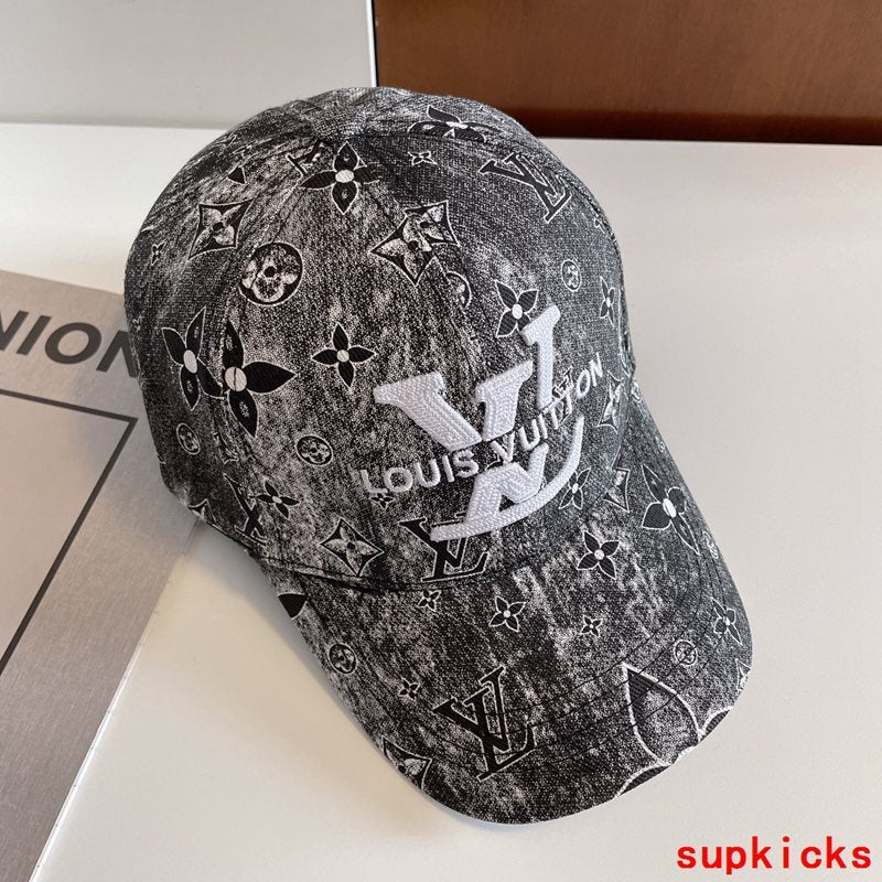 Louis Vuitton Luxury Cap