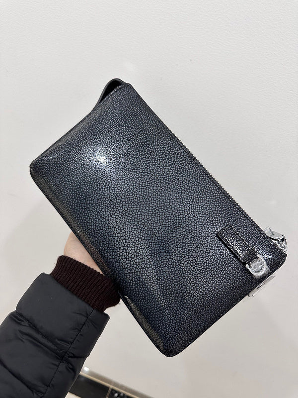 PHA - HMS Bags - 1330