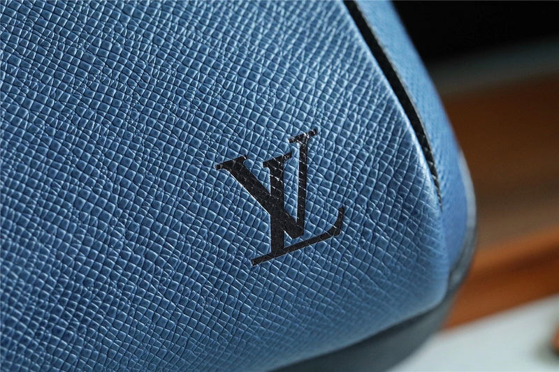 I W Fashion Lu-Vi bags - 10303