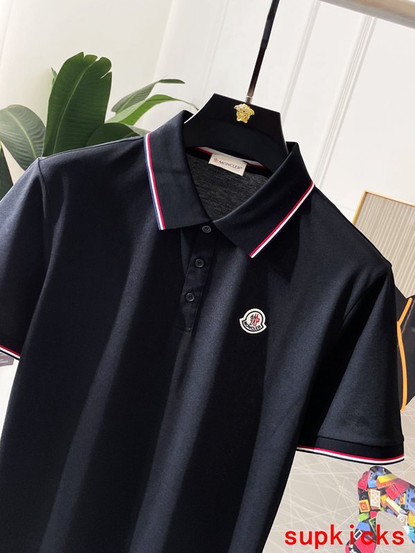 Moncler Luxury Cloth