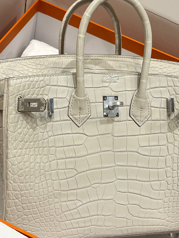 PHA - HMS Bags - 1630