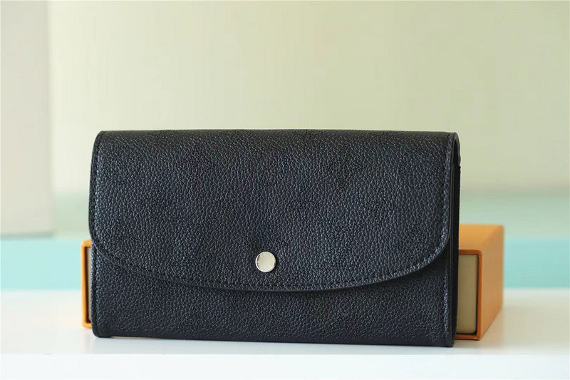 I W Fashion Lu-Vi bags - 8767