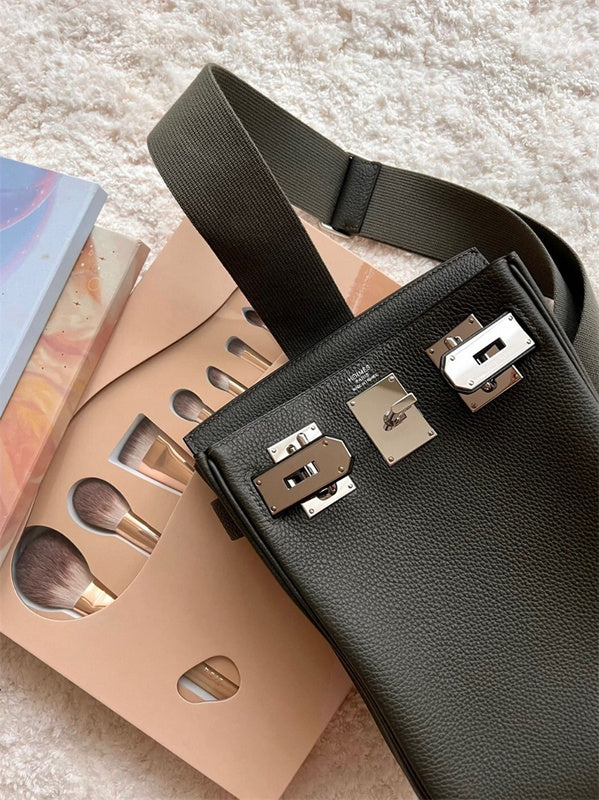 PHA - HMS Bags - 975